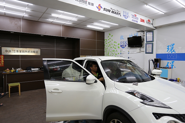 3M極光M40隔熱紙更換為舒熱佳LX70 前檔隔熱紙分享-Nissan Juke