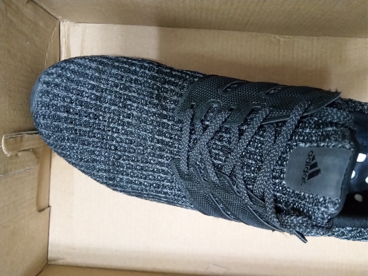 Ultraboost 4.0 triple black求驗