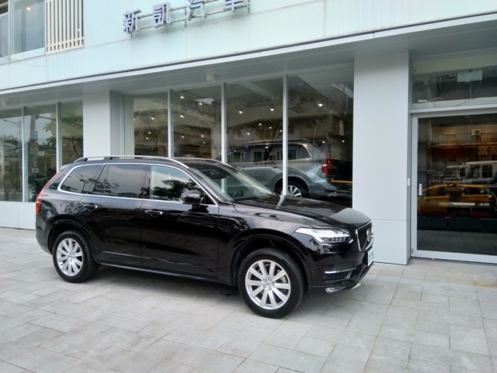 [心得] BMW X5 vs XC90實車比較