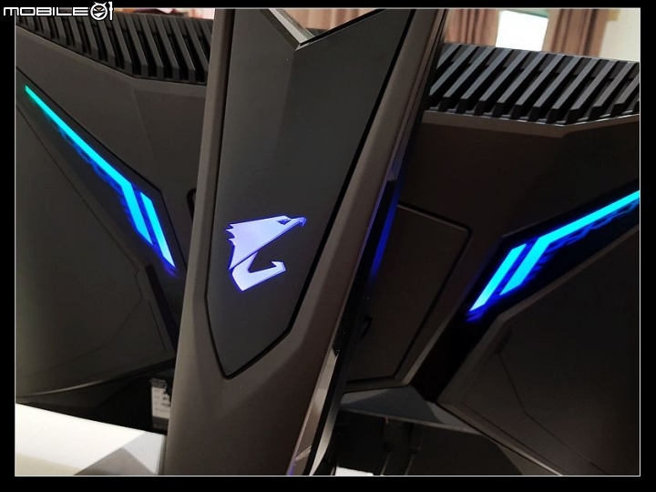 [開箱] 20K內最強電競螢幕AORUS AD27QD  (很完美了 是我的桌子失算)