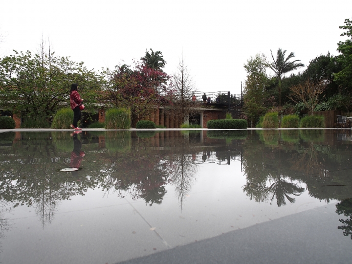 臺北市 士林區 BRICK YARD 33 1/3 美軍俱樂部 — 冷戰時期美軍駐臺之重要見證