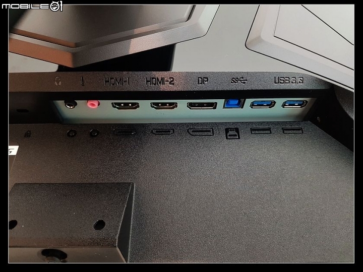 [開箱] 20K內最強電競螢幕AORUS AD27QD  (很完美了 是我的桌子失算)