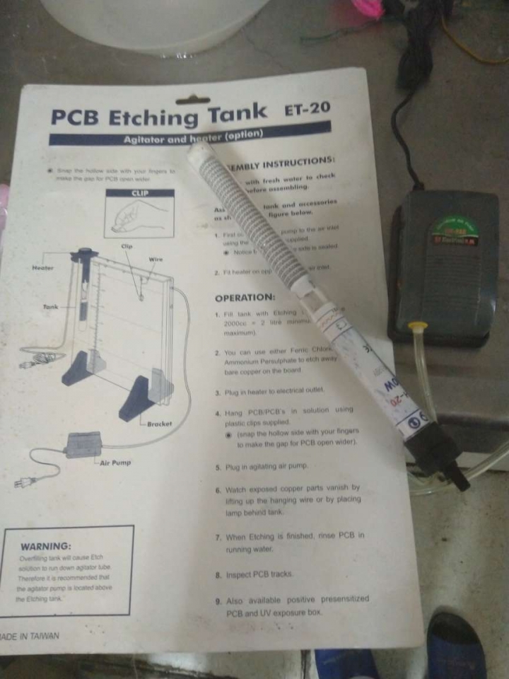 [免費] 公司要搬家了,送 洗PCB的簡單設備