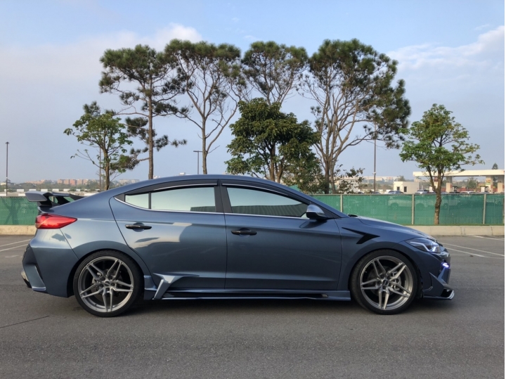 尋找SUPER ELANTRA 空力套件