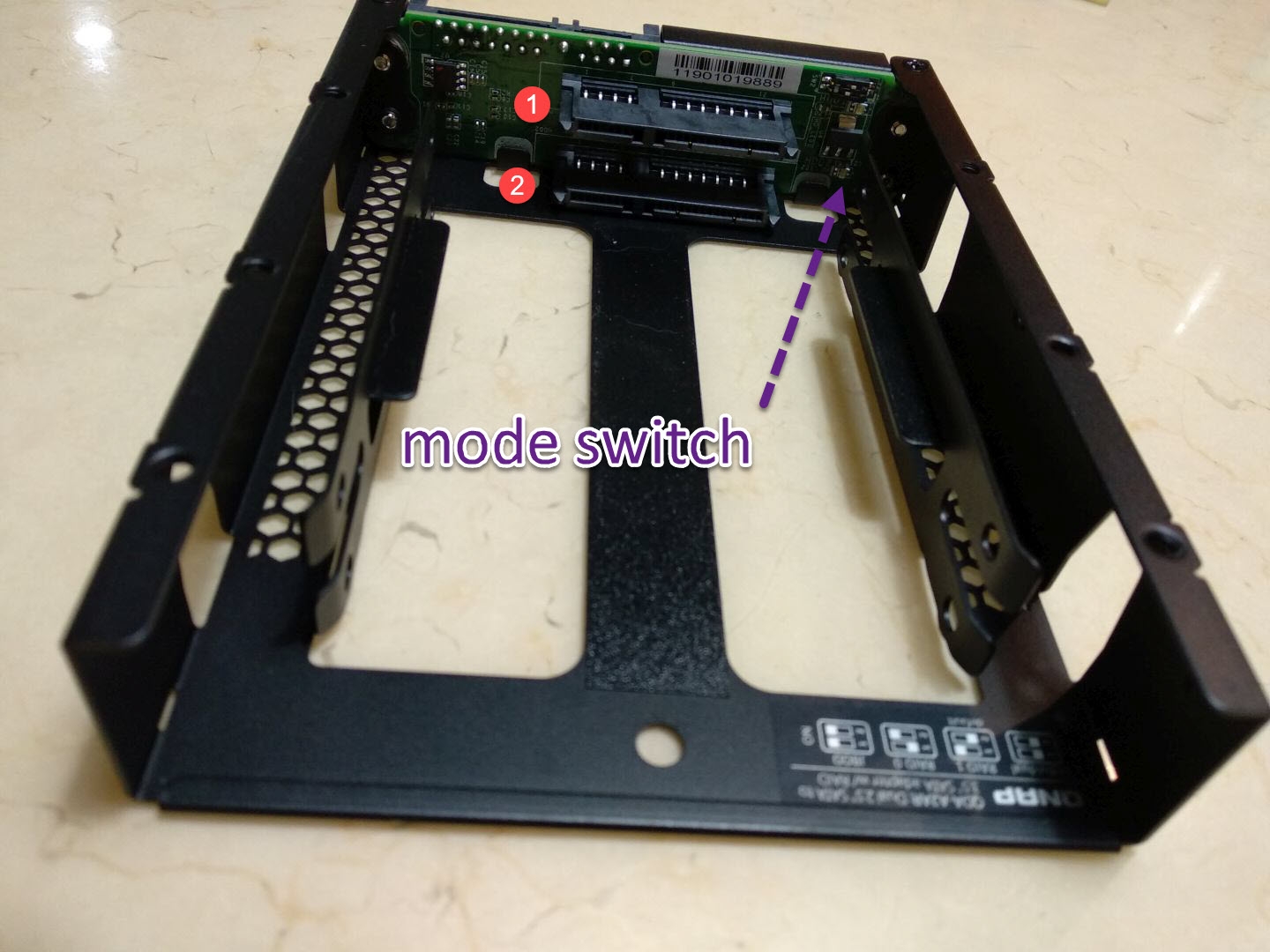 Adaptateur QNAP QDA-A2AR – Occasion