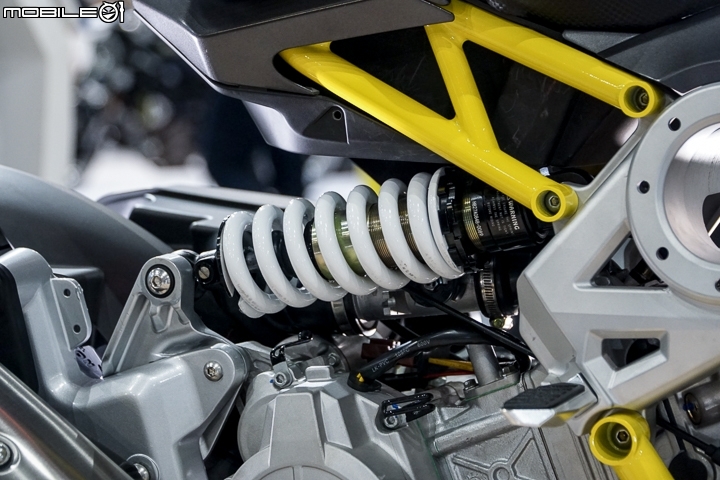 【2019台北機車展】ITALJET 來台！Gogoro 2 改裝燈具登場！機車產業展成車與配件看這篇！