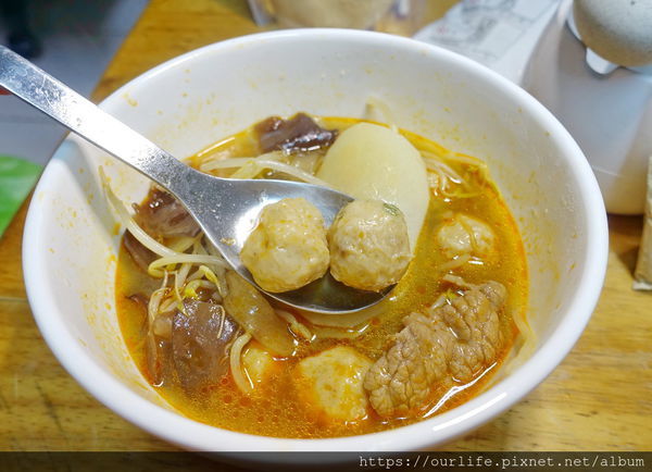 台中東區大里．手工現沖四川豆腐腦手作甜水麵@成都日嚐四川小吃