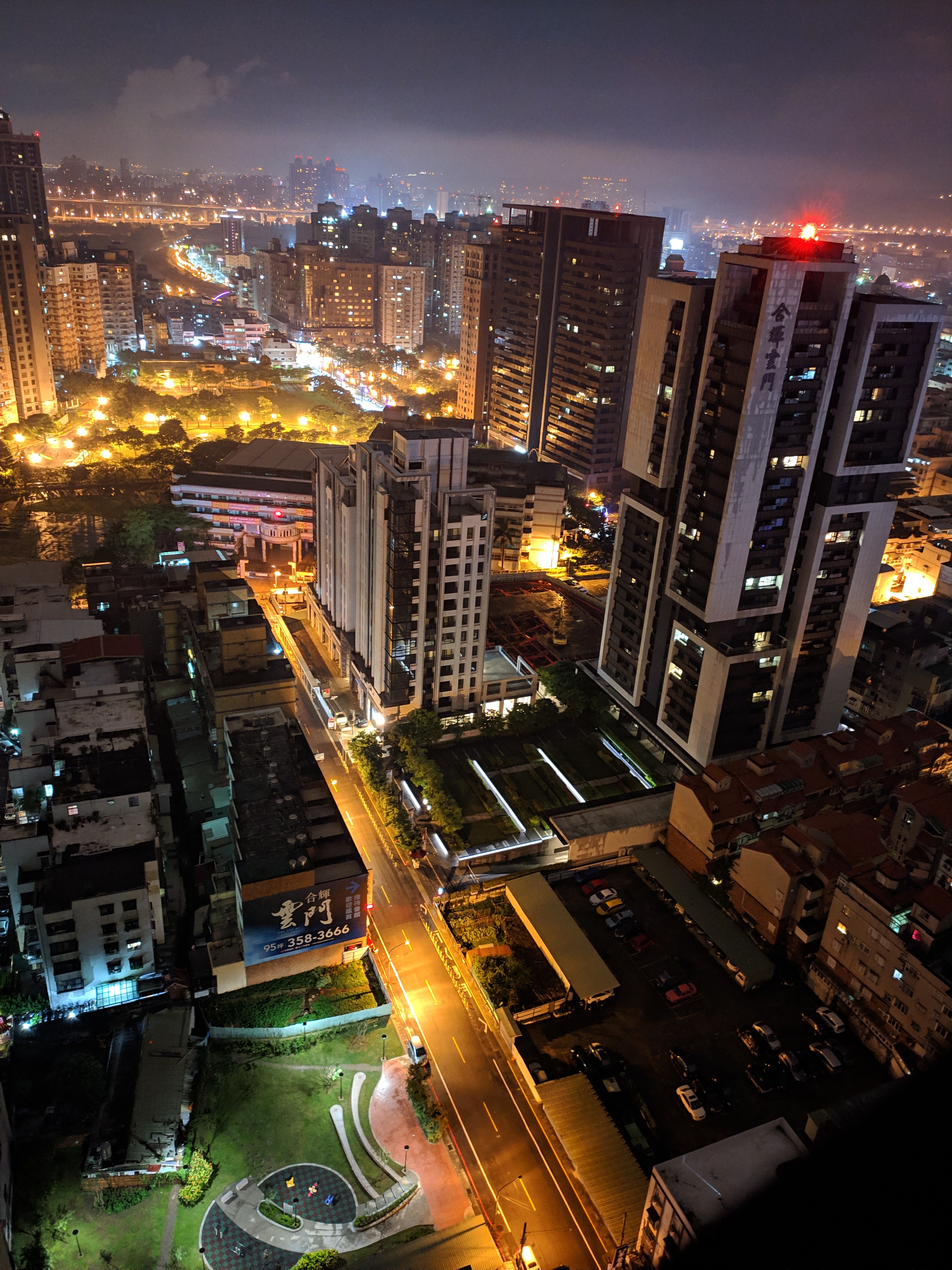 小米9 內建夜景模式 與 谷哥相機夜景模式對比