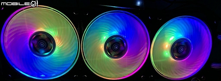 開箱 ARGB 燈效與散熱兼具 CM 酷瑪 MasterLiquid ML360R 一體水冷