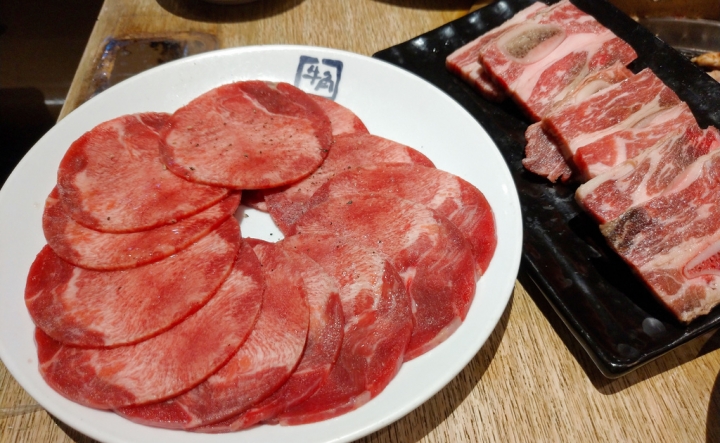 [新北板橋]牛角日本燒肉專門店(2019年度菜單)-一間店能持續精進不斷自主推陳出新且維持品質，才是讓人會想一訪再訪的原動力