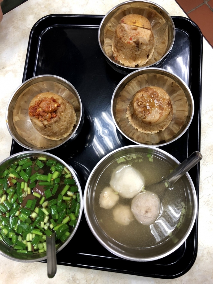＝台北美食＝『大橋頭老牌筒仔米糕 重慶店』／ 大橋頭必吃人氣老店 開新分店拉！