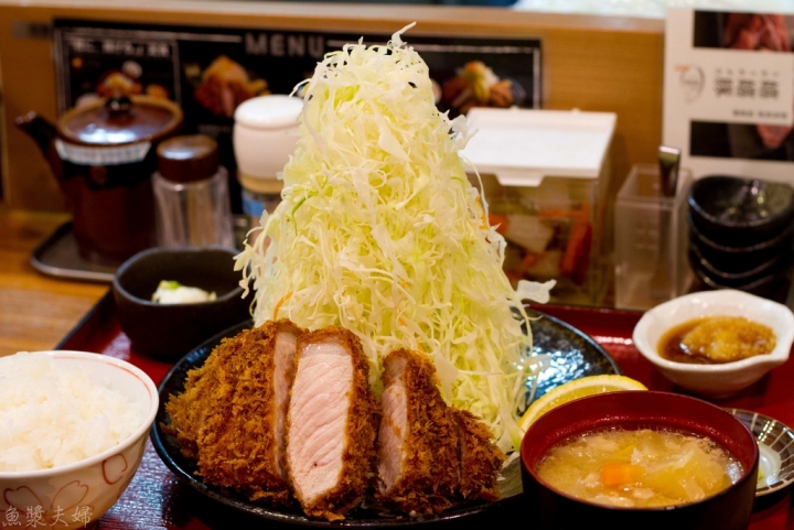 【美食。食記】東京 池袋 狂氣CP超新星 為你而炸 嬉嬉豚とんかつ 君に揚げる 豬排飯 推薦 晚餐 午餐 價位 價格 必吃