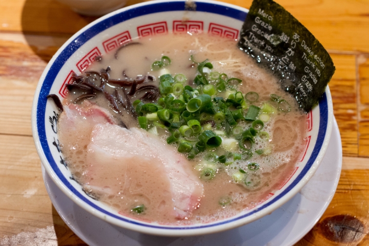 【美食。食記】東京 足立區六町 日本第一名的豚骨拉麵 田中商店 本店 晚餐 宵夜 兒童 拉麵 沾麵 推薦