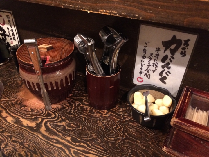 【美食。食記】東京 上野 加塊奶油才夠邪惡 牛の力 午餐 晚餐 宵夜 牛丼 國產牛 牛肉 推薦