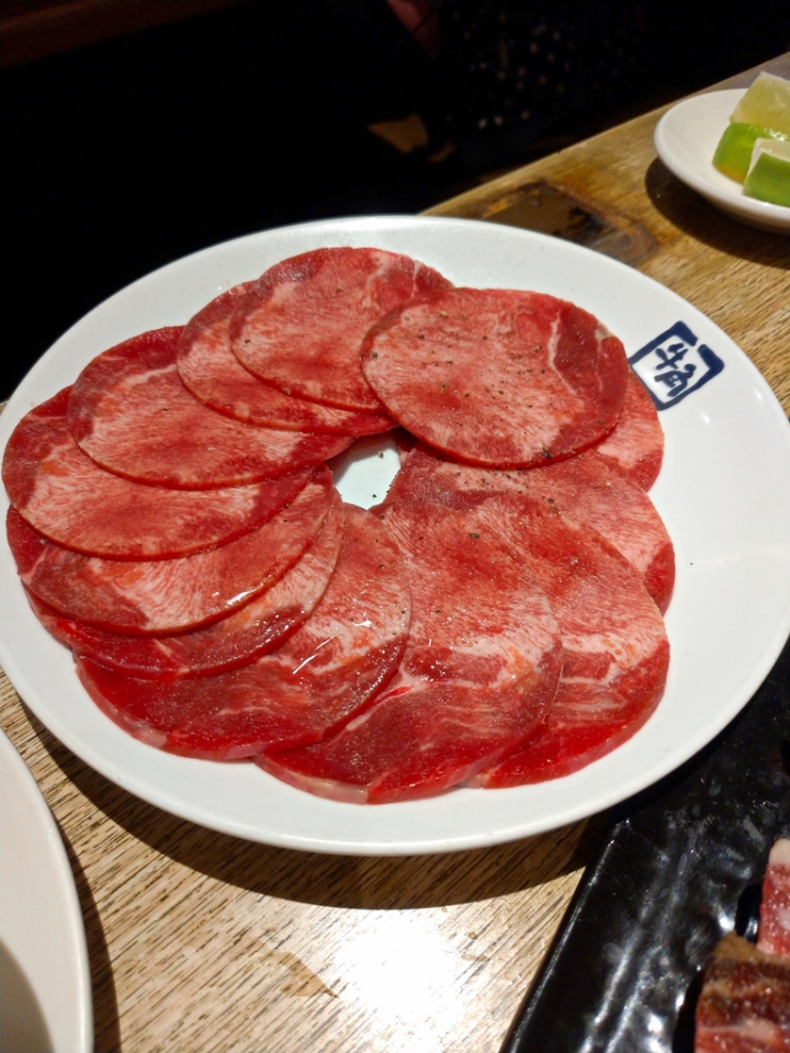 [新北板橋]牛角日本燒肉專門店(2019年度菜單)-一間店能持續精進不斷自主推陳出新且維持品質，才是讓人會想一訪再訪的原動力