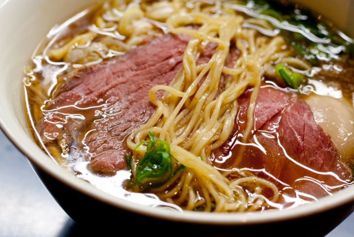 【美食。食記】東京 北千住 沒有豚骨的好日子 牛骨らぁ麺マタドール 牛骨拉麵 午餐 晚餐 推薦