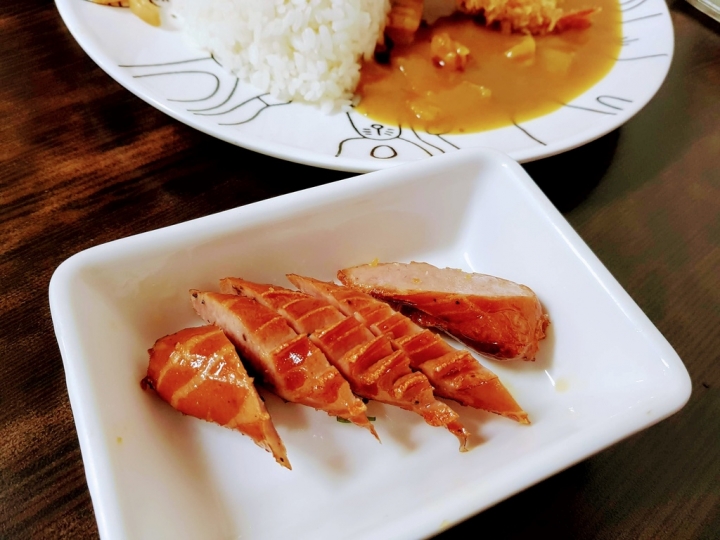 [日式咖哩]彰化市後火車站辭修路上~木下食堂日式咖哩飯~日本人開的店~咖哩飯系列都很不錯~生意好!想吃要早點到喔~ 汽水無限取用! 2019食記