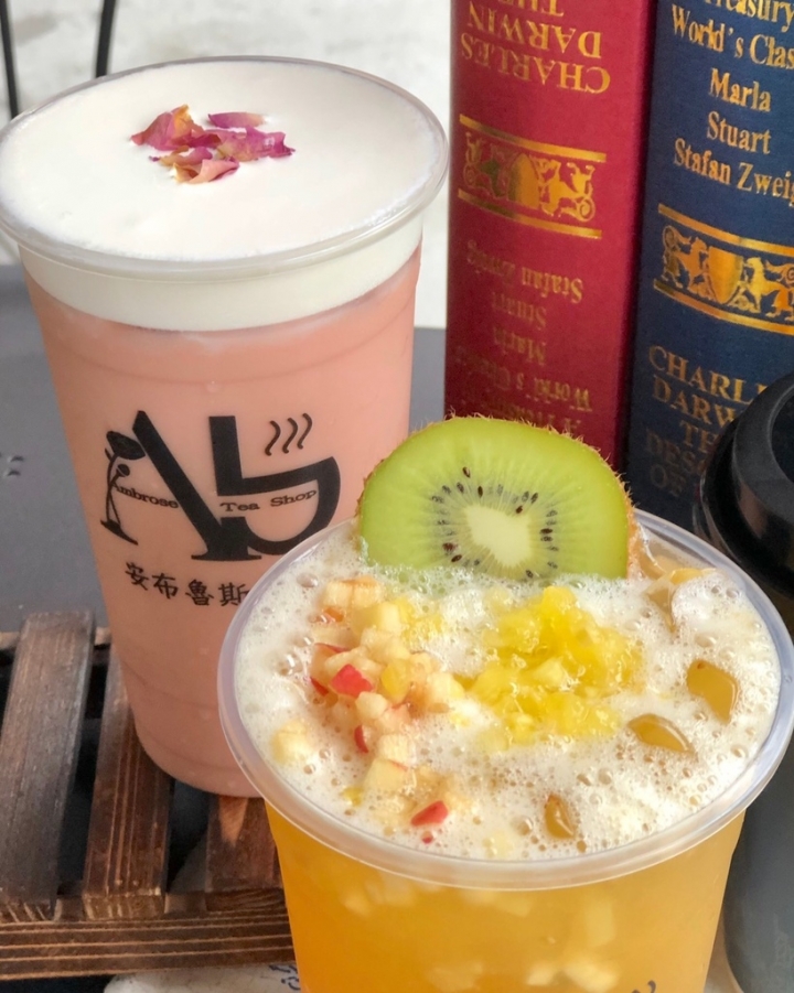 【安布魯斯茶飲】生活美學風格的飲料店｜玫瑰茶｜手沖咖啡｜濾掛咖啡｜雞蛋糕