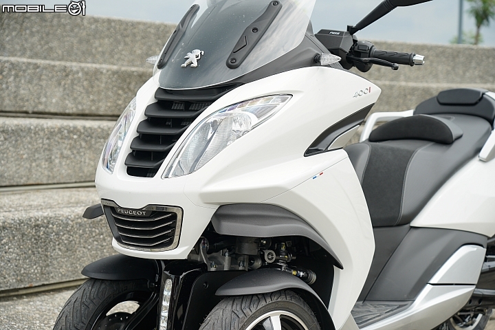 【採訪】三輪獅群來襲 PEUGEOT Metropolis 400 RX-R / 400 ALLURE 登台實拍介紹