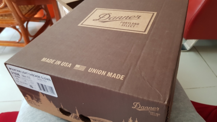 danner 登山鞋 mountain light cascade clovis