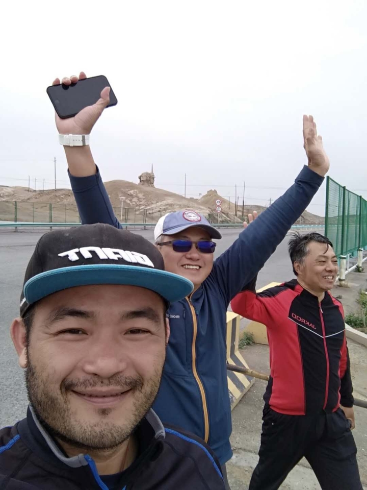 絲路騎行壯遊記 從敦煌到烏魯木齊