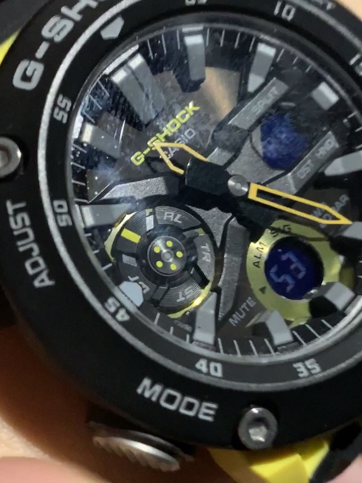 G-SHOCK GA-2000 斯文又強悍