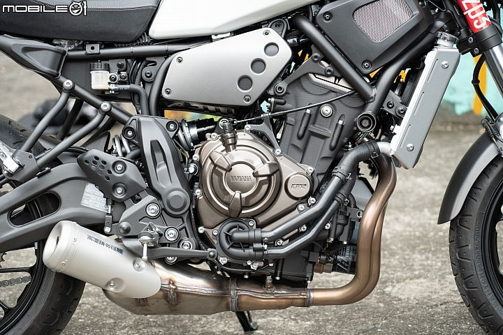 YAMAHA XSR700 試駕 迷人又不失運動性的新古典車款