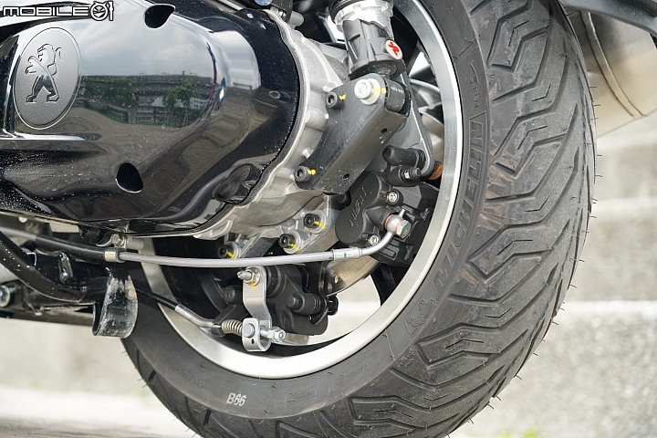 【採訪】三輪獅群來襲 PEUGEOT Metropolis 400 RX-R / 400 ALLURE 登台實拍介紹