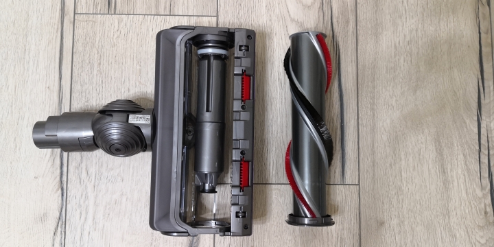 [開箱] 告別我的機器人女友之到不了的幸福 feat.全新Dyson V11™