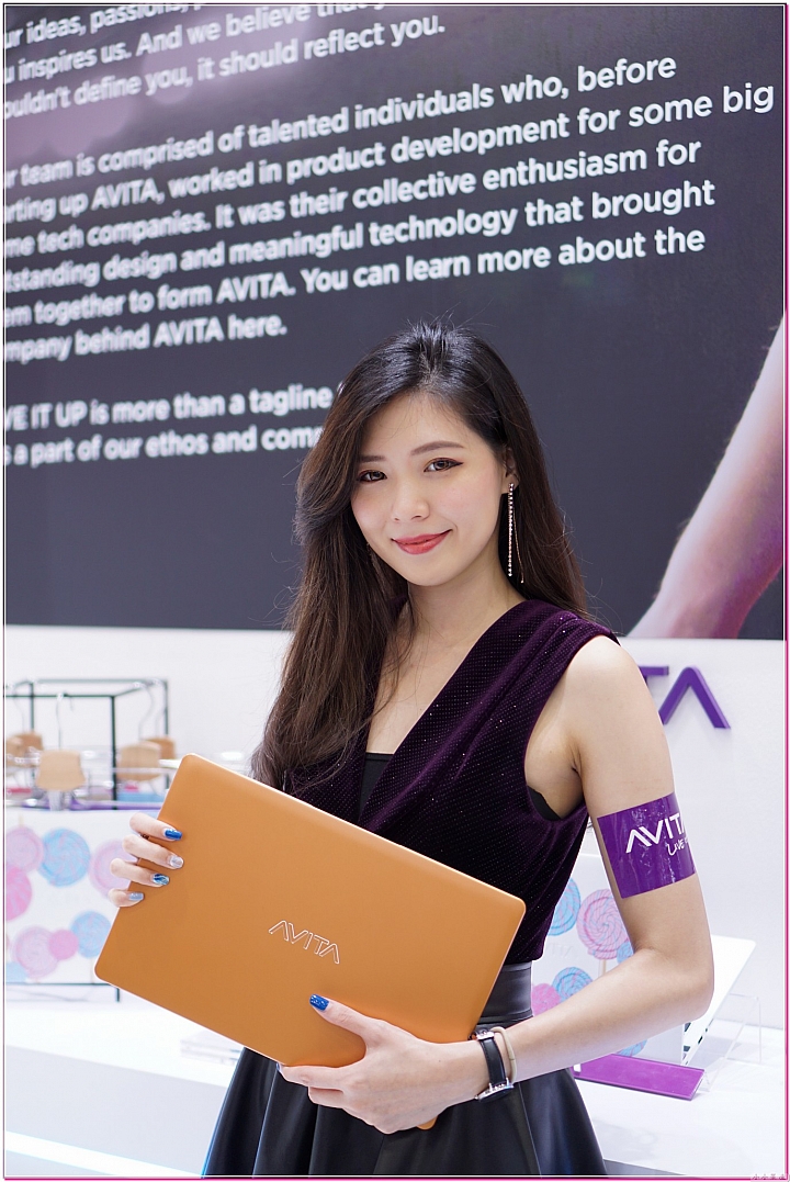 人肉搜索貓持續肉搜SG更新中!!【COMPUTEX 2019】Show Girl 趴兔!! P圖也要跟她圈在一起