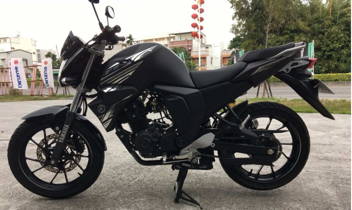 Honda cb150 verza Vs Yamaha FZS 150 雙碟版