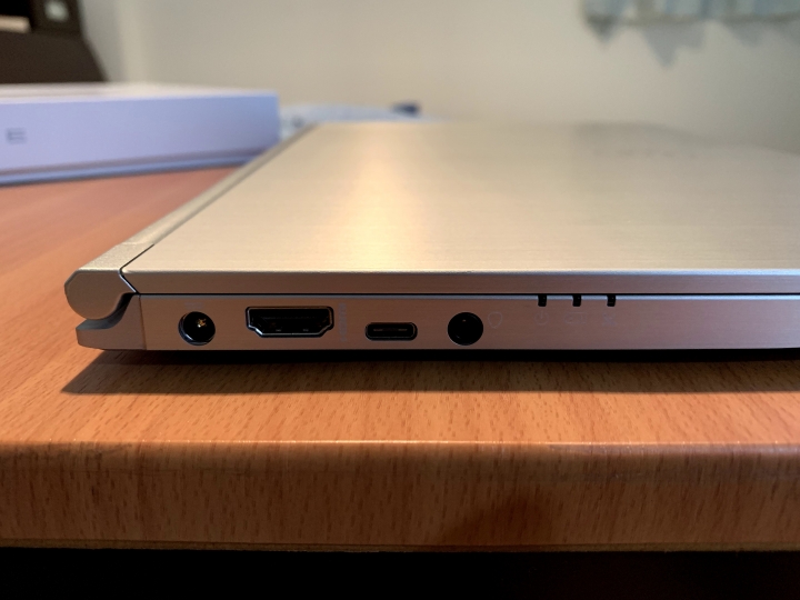 msi PS42 8RB不專業開箱