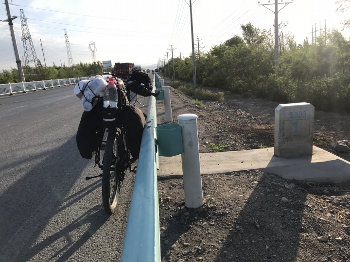 絲路騎行壯遊記 從敦煌到烏魯木齊