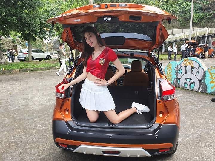 #給不容挑戰一腳！「KICKS城市任務挑戰賽」潮車配美人福利社大放送