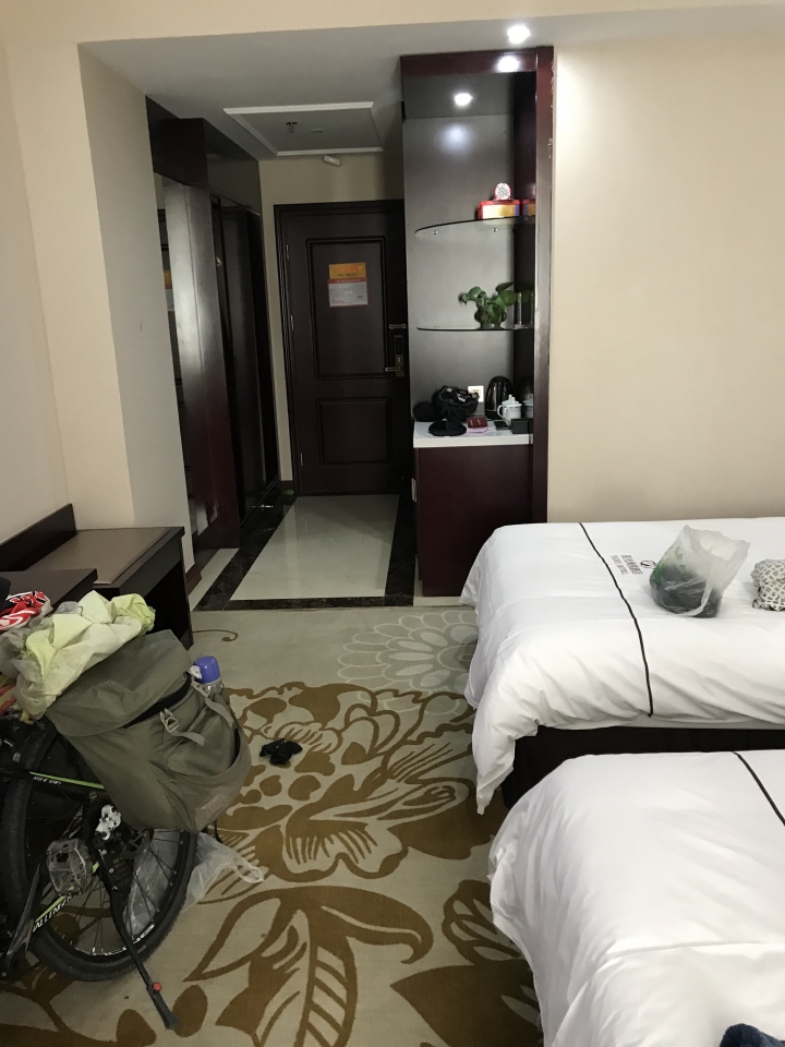 絲路騎行壯遊記 從敦煌到烏魯木齊