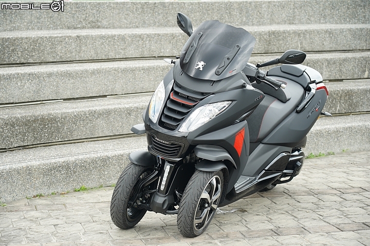 【採訪】三輪獅群來襲 PEUGEOT Metropolis 400 RX-R / 400 ALLURE 登台實拍介紹