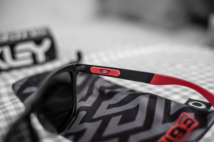 [開箱] Oakley Frogskins™ Mix Marc Marquez Signature Series