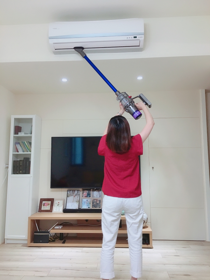 [開箱] 告別我的機器人女友之到不了的幸福 feat.全新Dyson V11™