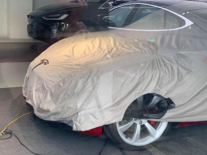 疑似MODEL3到台灣驗車中