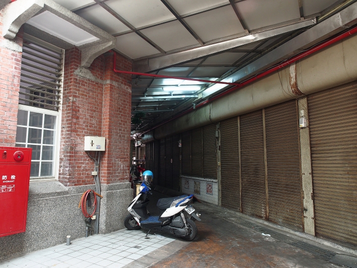 彰化 北斗 北斗紅磚市場 — 轉彎巧遇百年老市場