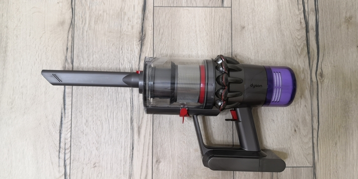 [開箱] 告別我的機器人女友之到不了的幸福 feat.全新Dyson V11™