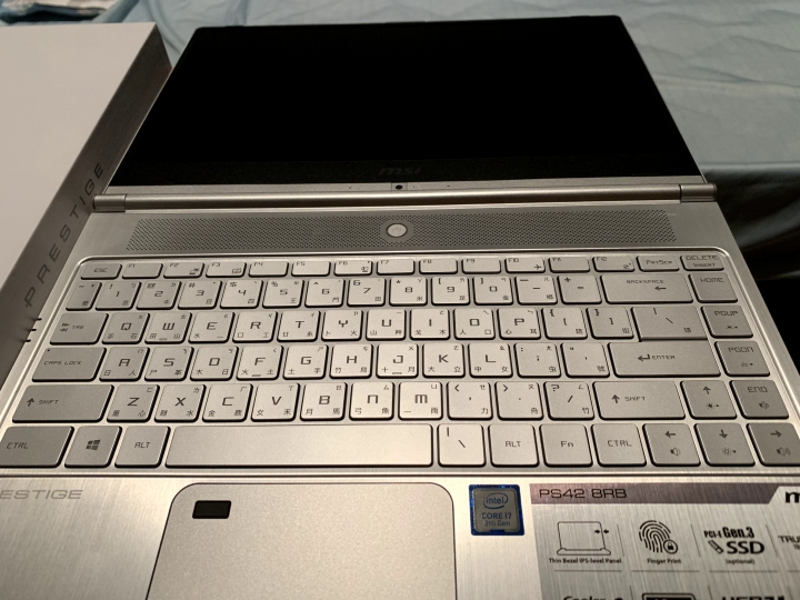 msi PS42 8RB不專業開箱