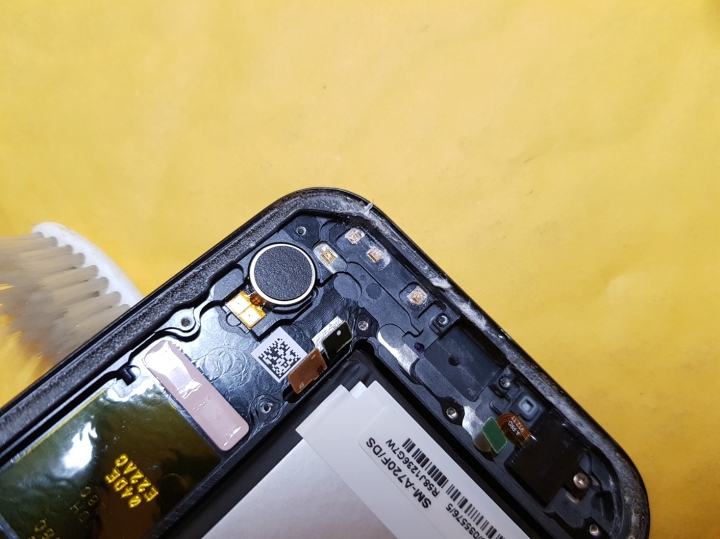 三星 A7 (2017)防水機  大戰日本海 .....