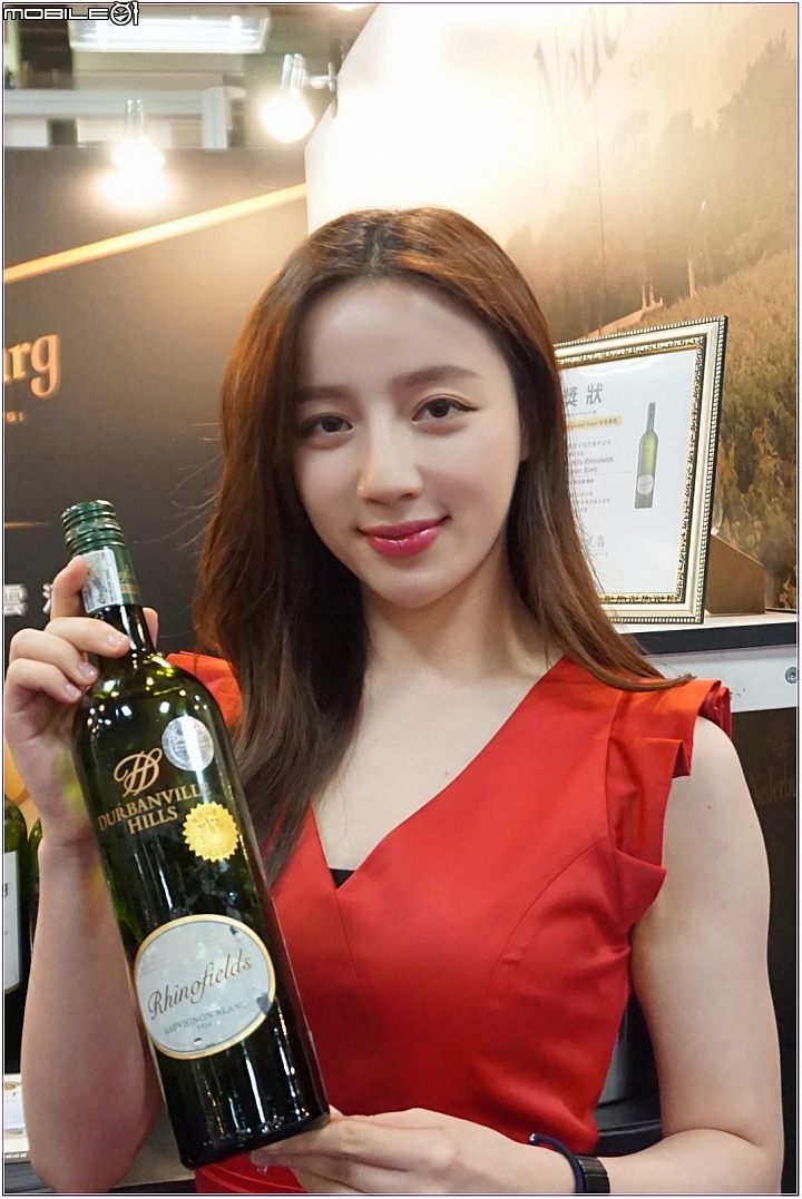 2019台北葡萄酒展之閒逛~硬是要拍SG