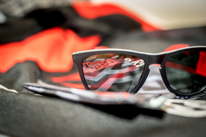 [開箱] Oakley Frogskins™ Mix Marc Marquez Signature Series