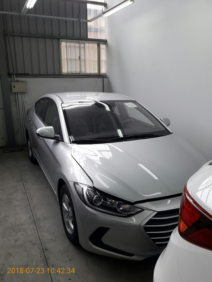 [分享] Hyundai Elantra 1.6豪華版菜單 已交車~