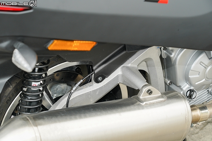 【採訪】三輪獅群來襲 PEUGEOT Metropolis 400 RX-R / 400 ALLURE 登台實拍介紹
