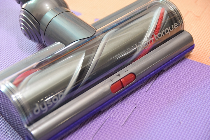《Dyson V11™無線吸塵器》試用心得 好用 持久 家中清潔一次搞定