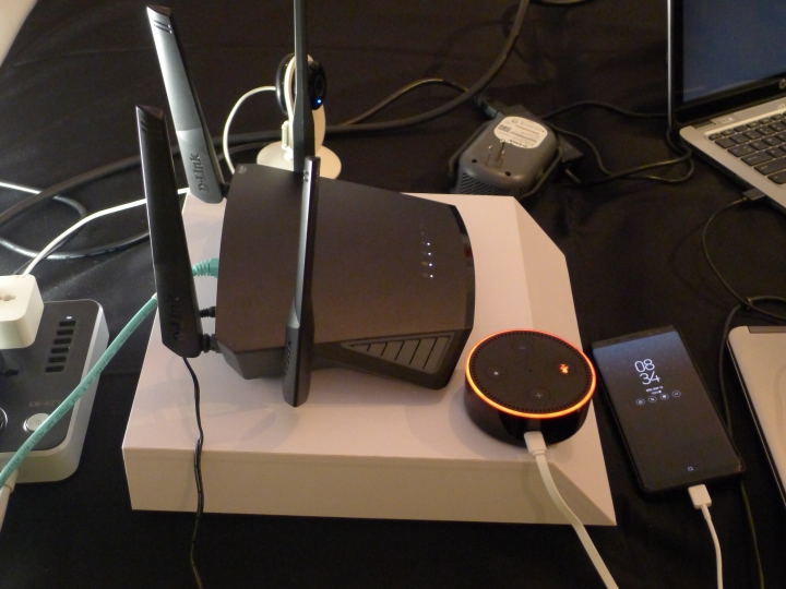 D-Link & McAfee雙強聯手，打造安全舒適的無縫漫遊