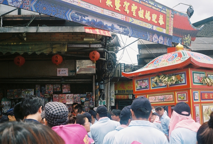 [Ricoh 500ST]沒有媽祖廟的九份迓媽祖[Kodak 400]